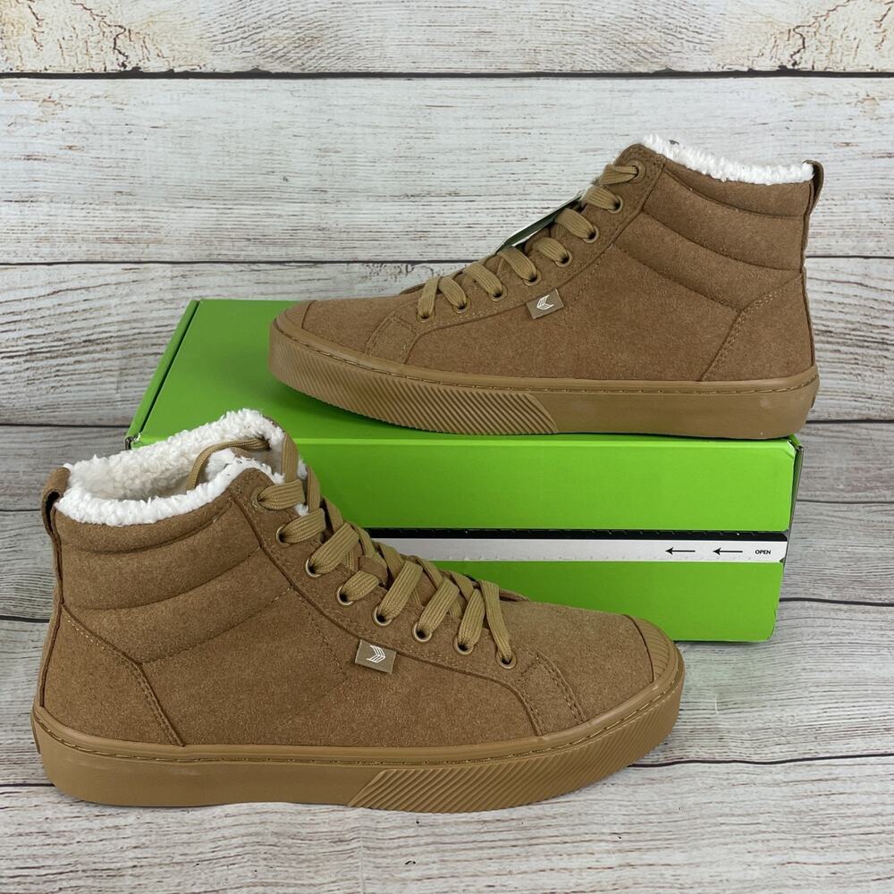 Cariuma OCA High Thermal Mens Sz 8.5 Boot Sneakers Camel Tan Suede